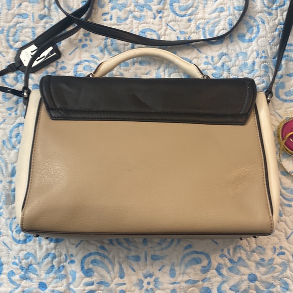 Ralph Lauren purse - Picture 3 of 6